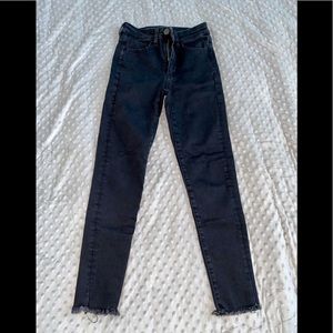 Black American Eagle jeans